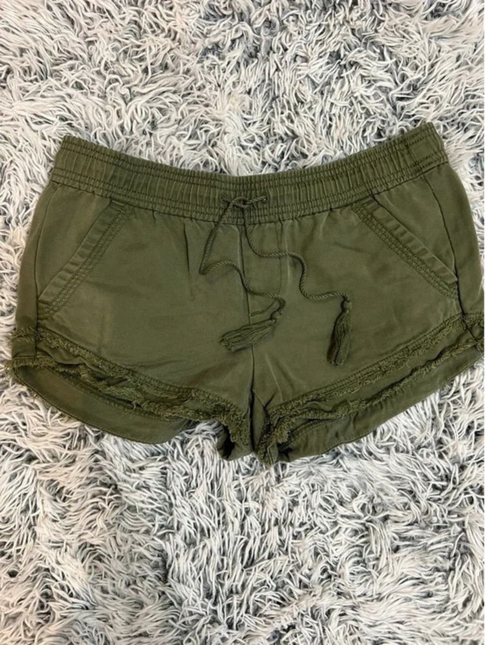 LOFT Olive Green Frayed Hem Lyocell Drawstring Shorts Boho Casual